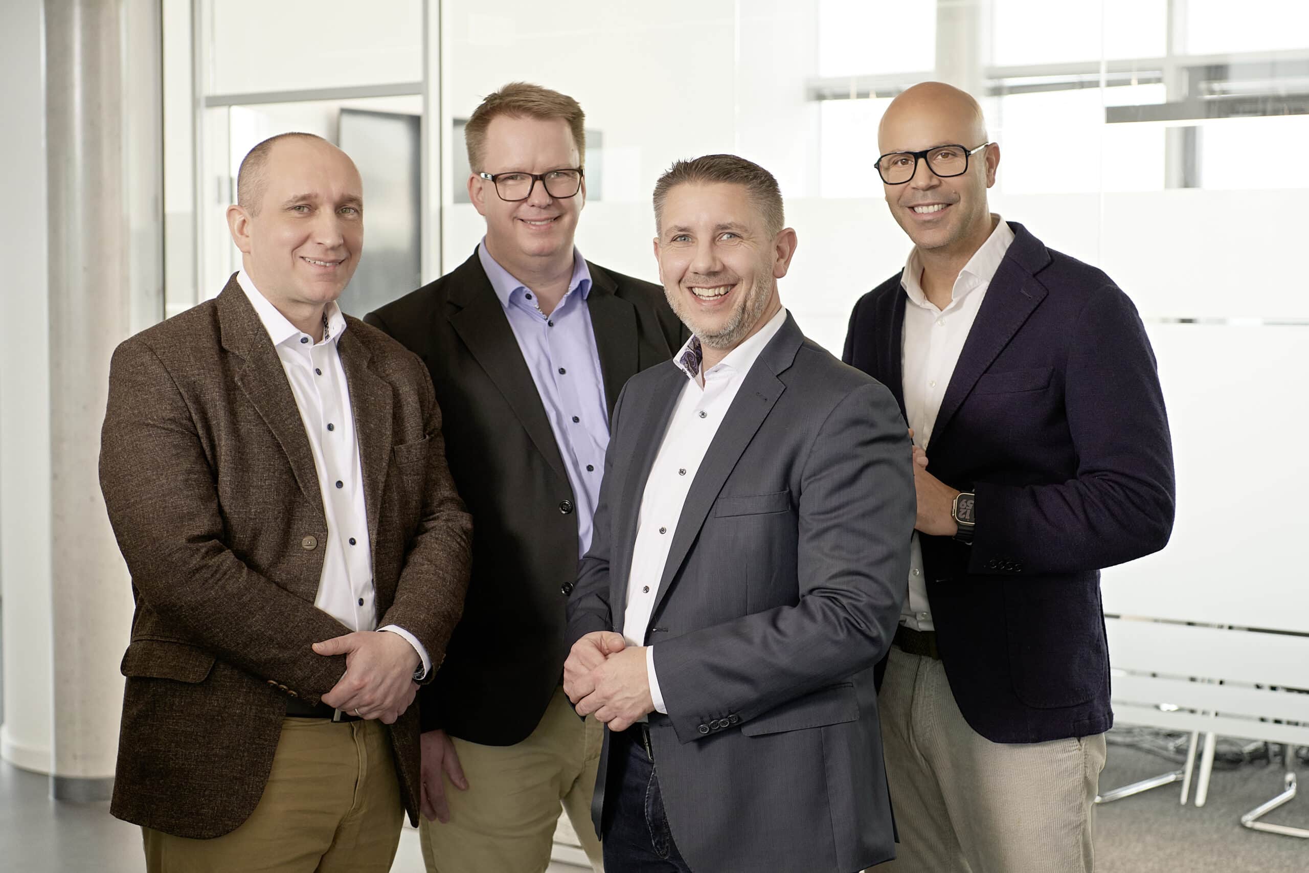 grouplink geschäftsführung christianpartzsch matthiasthom mikewagner sabriboughattas